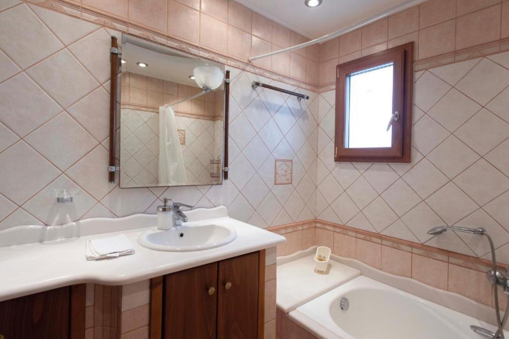 Tragana Villa מראה חיצוני תמונה