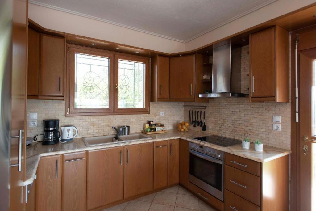 Tragana Villa מראה חיצוני תמונה